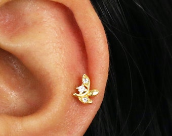 16G/18G Dainty Leaf Cartilage Earring • gold conch earring • tragus • helix • cartilage piercing • leaf earrings • flat back labret