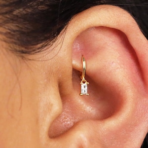18G Tiny Diamond Baguette Cartilage Hoop Earring • tiny gold cartilage hoop • baguette stones • silver hoop • dainty cartilage earrings