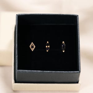 Set van zwarte onyx oorbellen met platte achterkant • set van 3 • kraakbeenoorbellen • helixknop • cadeau voor haar