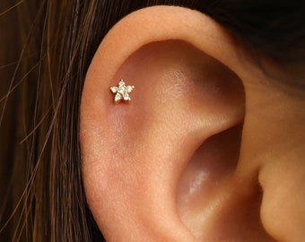 20G Tiny Gold Flower Labret Cartilage • tragus stud • conch earring • tragus • helix • cartilage piercing • minimalist • FLAT BACK