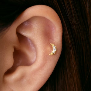 Clous de cartilage labret lune en or 18 G • tragus • boucle d'oreille conque • tragus • hélice • piercing du cartilage • minimaliste • DOS PLAT