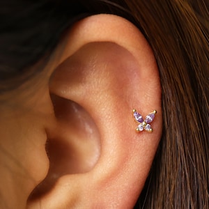 Labret papillon en alexandrite 18G/16G à filetage interne • Boucle d'oreille à dos plat • Clou tragus • Clou hélicoïdal • Clou pour cartilage • Clou de nez