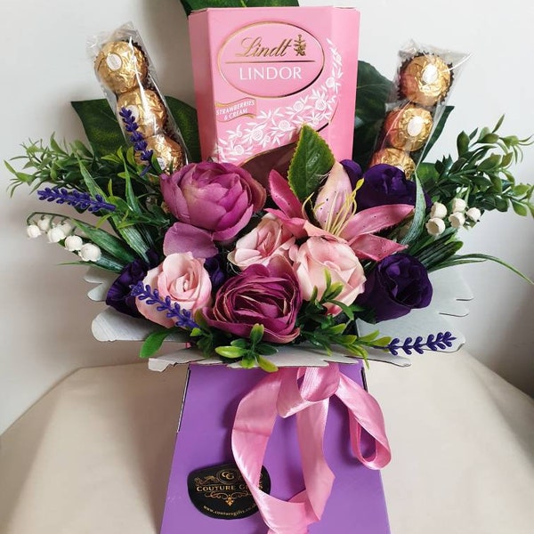 Bouquet de chocolats rose/violet Lindt Ferrero superbe panier cadeau fleurs en soie