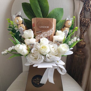 CHOCOLATE Bouquet Mixed Lindt Gold Ferrero Silk Flowers Yankee Candle Gift Hamper