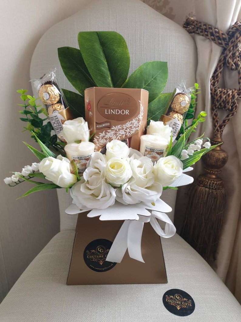 CHOCOLATE Bouquet Mixto Lindt Gold Ferrero Silk Flowers Yankee imagen 1