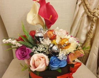 Beautiful Opulent Mixed Lindt Lindor Chocolates Hat Box & Silk Flowers Gift