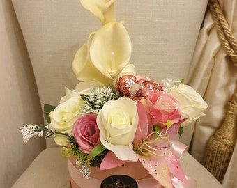 Beautiful Opulent Pink Strawberries and Cream Lindt Lindor Chocolates Hat Box & Silk Flowers Gift