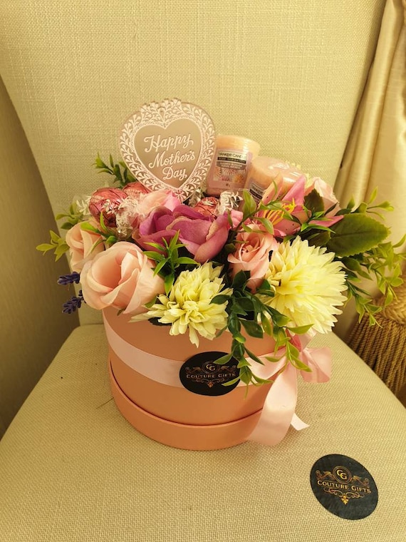 Mothers Day Beautiful Opulent Pink Strawberries and Cream Hat box Flowers  Gift