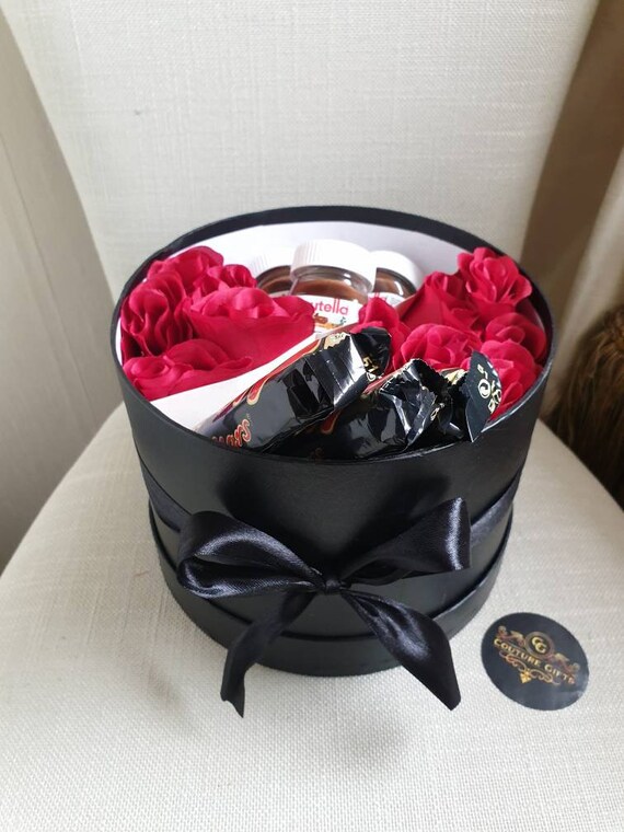 Black Roses with Nutella Box Black Roses with Nutella Box