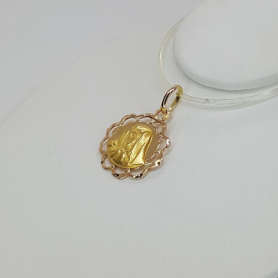 18K Two Tone Gold Vintage Madonna Pendant - image 3