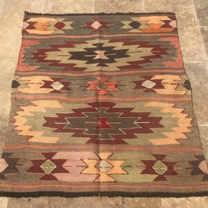 4x3 Turkish Kilim, Anatolian Kilim, 108x88 Cm, decorative rug ,Turkish  Authentic Rug vintage Kilim, pure wool , Area Kilim ,wall rug