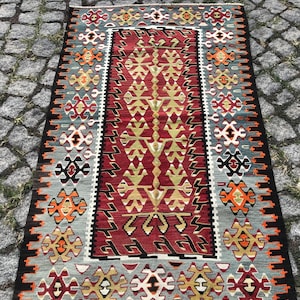 4X3 Turkish vintage rug ,Anatolian rug, hand woven, 135x82 cm .decorative rug ,Authentic  KİLİM,Pure wool hand made floor and wall rug