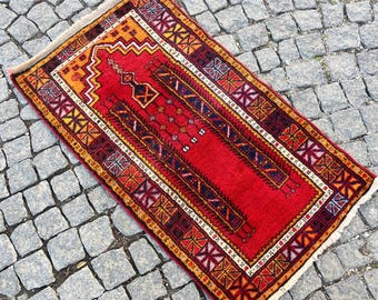 Handmade Turkish Prayer Rug, Red Bohemian Wool Rug (4x2 ft)