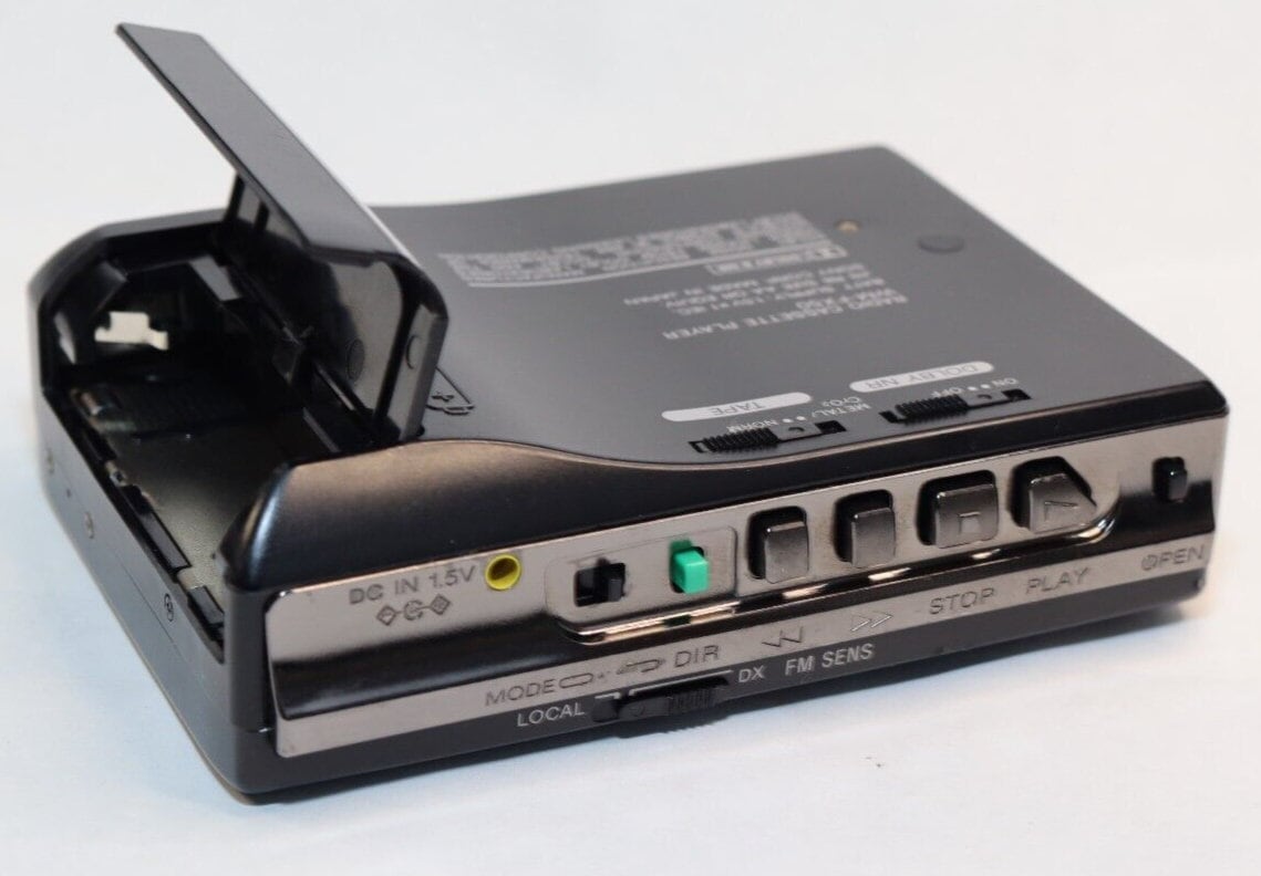 SONY WALKMAN 海外モデル カセットウォークマン WM-FX50 Sony Walkman Radio/cassette WM-FX50 - (fully Operational