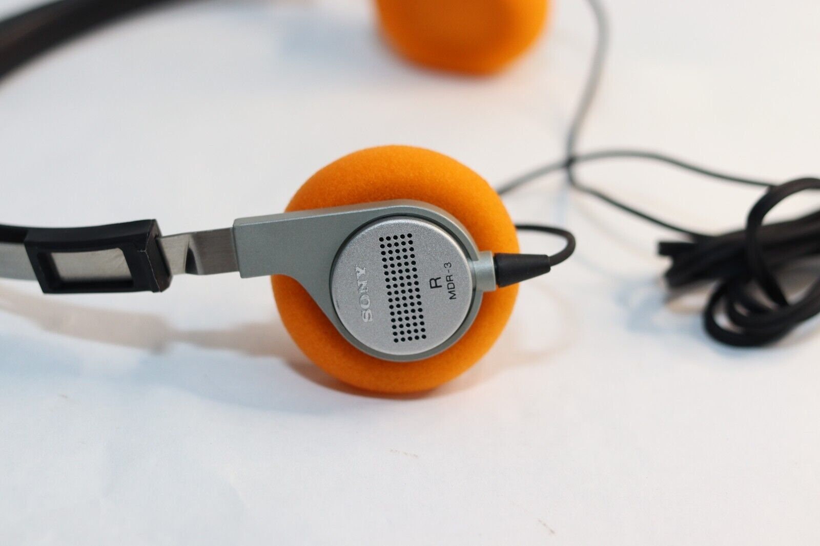 SONY ステレオ ヘッドホン MDR-3 動作品 SONY ステレオ ヘッドホン MDR-3 動作品 - メルカリ