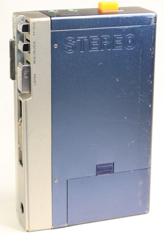 Sony Walkman TPS-L2 2nd Gen With Case - (fully Operational) SN