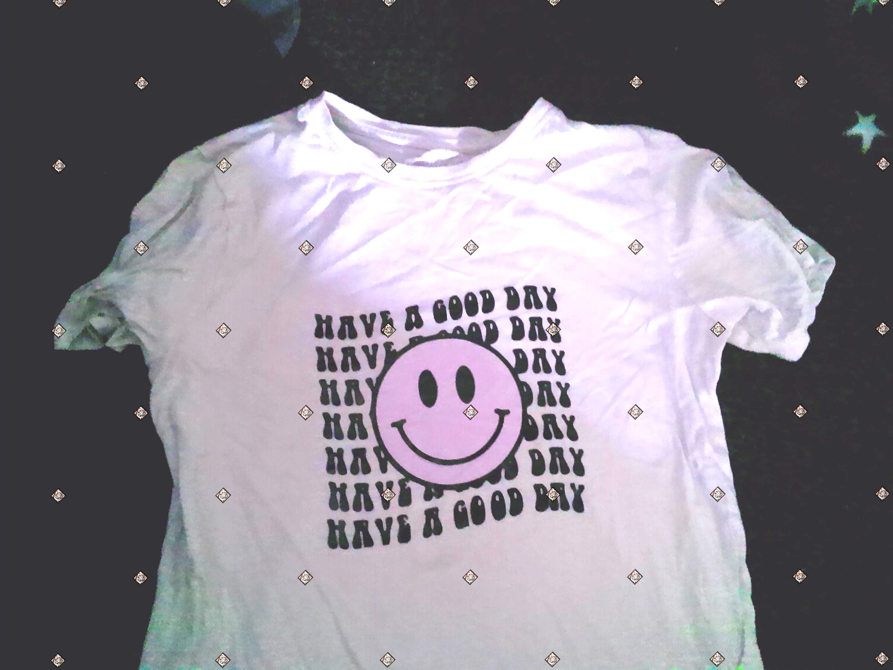 have a Good Day Smiley Face Vinyl Iron-On Transfer – Retro Graphic DIY Shirt Decal, 90's aesthetics, happy face decal, child's T-shirt - Thumbnail 2