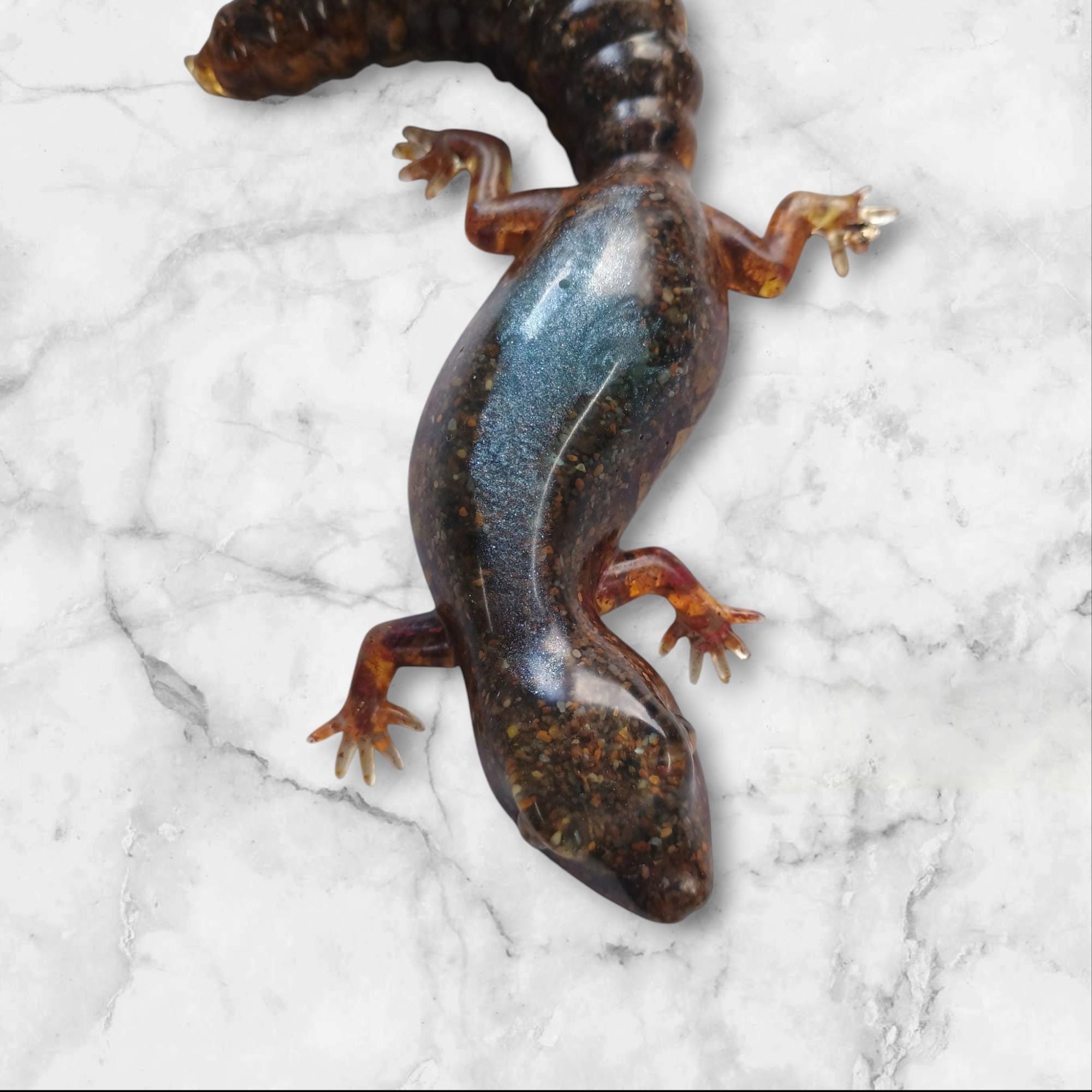 Handmade Gecko Resin Statue | Unique Lizard Figurine | Nature-Inspired Home Decor | 11cm - Thumbnail 2