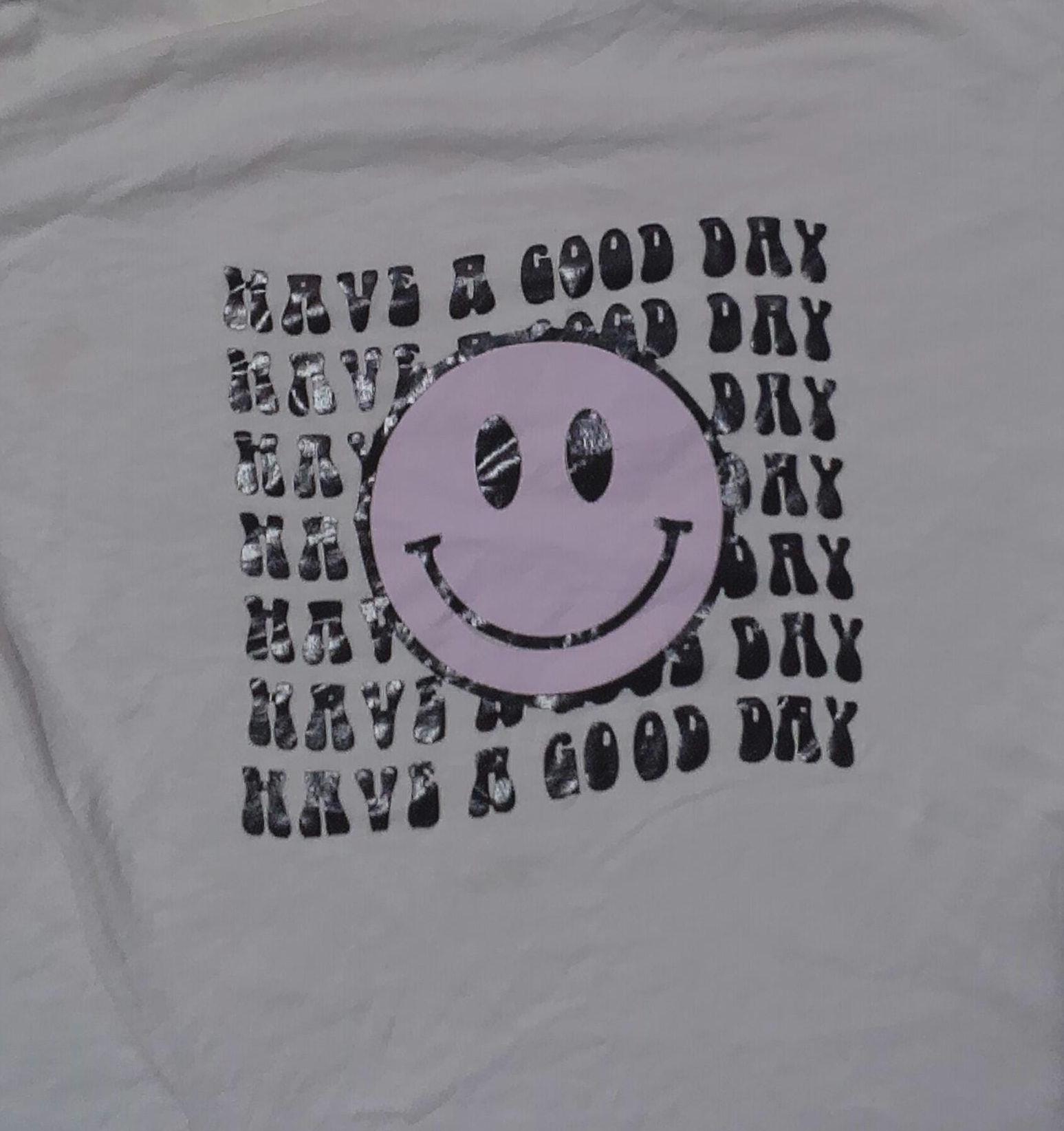 have a Good Day Smiley Face Vinyl Iron-On Transfer – Retro Graphic DIY Shirt Decal, 90's aesthetics, happy face decal, child's T-shirt