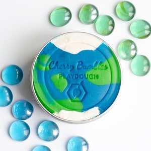 Mint Scented Earth Play Dough // Scented Sensory Play Dough, Earth Day, Space Play