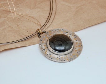 SINGLE PIECE pendant -OBSIDIANA + KumBoo-