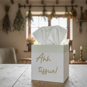 Wooden Tissue Box Cover – Hand Painted & Personalised Gift, Gold Script, Handmade Keepsake