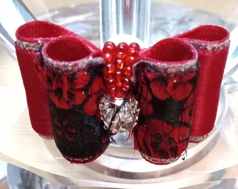 Lazo para perro con brocado de flor de cerezo rojo, elegante lazo para collar navideño para mascotas