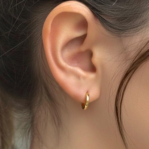 18ct Gold Vermeil Huggie Hoop Earrings – Sterling Silver Hoops, 10mm