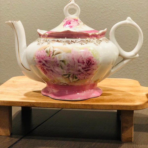 Lefton Cabbage Rose Musical Teapot. Plays “Memory” From Musical “Cats.” Made in Japan