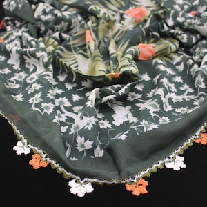 Vintage Turkish Handmade Scarf , Elegance with Floral Pattern and Needle Lace Detail,Floral Patterned Turkish Scarf, Classic Scarf