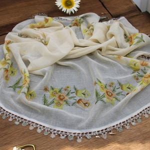 Vintage Floral Needle Lace Edged Cotton Scarf, Handmade Floral Embroidered Turkish Scarf, Soft Cotton Traditional Scarf, Needle Lace Edge