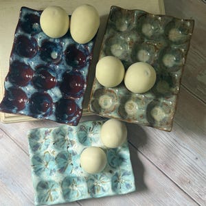 Ceramic egg tray, countertop egg holder