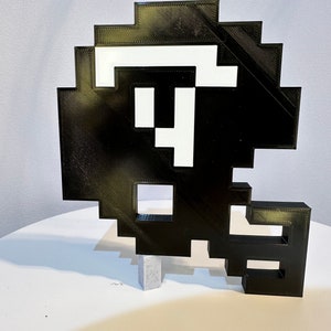 Tecmo Super Bowl Falcons Helmet 8 bit
