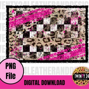 Op de afbeelding: Een digitale download van een grafisch ontwerp met een geruit patroon, roze bandensporen en een luipaardprint achtergrond. Het ontwerp heeft een verweerde, grunge-look.