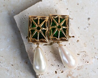 Hutton Wilkinson Signed Classic Gripoix Clip On Earrings with Green Cabochon Stones and Faux Baroque Pearls
