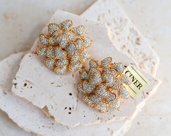 Spectacular Ciner Signed Diamante Vintage Statement Clip On Earrings with  Gold Plated Heart Shaped Rhinestones