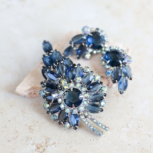 Juliana Leaf-Shaped Brooch and Clip-On Earrings Set with Rhinestone Chain-Framed Central Cabochon, Verified