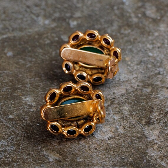 Hattie Carnegie Moghul Emerald, Ruby, Diamante Gl… - image 6