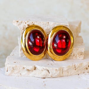 MONET Large Oval Shaped Ruby Red Glass Cabochon Lever Back Clip-on Earrings