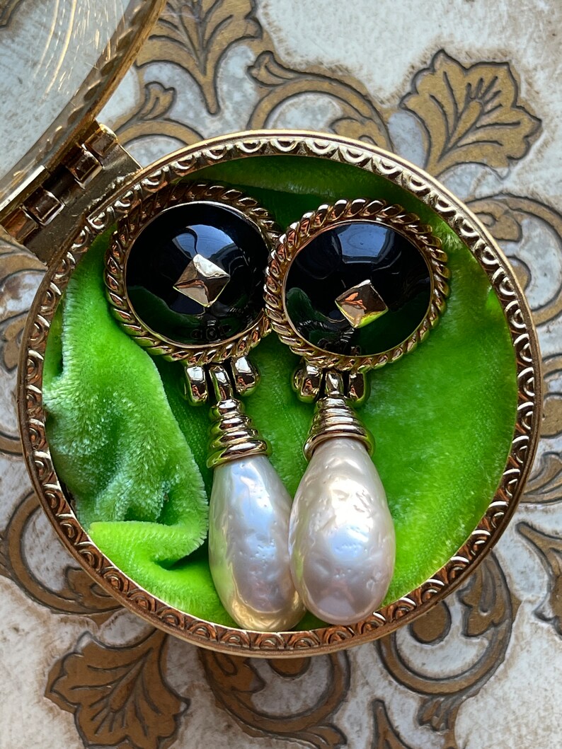 Beautiful Ciner Signed Drop & Dangle Classic Statement Chunky Clip On Earrings with Faux Baroque Pearls image 10