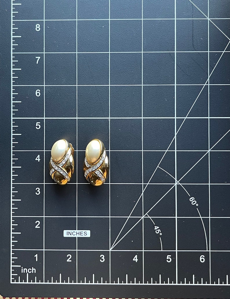 Beautiful Vintage 1980's Large Gold Classic Statement Clip On Earrings With Faux Baroque Pearls image 7