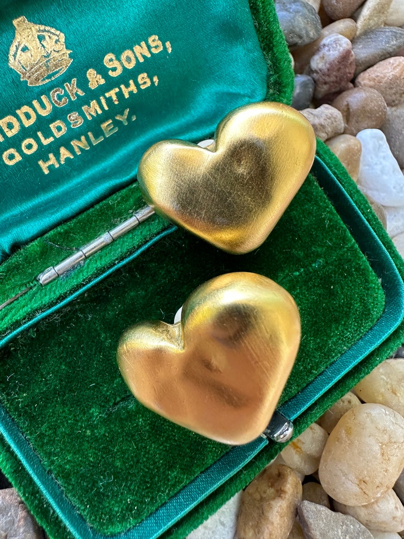 Vintage Signed Brushed Matte Gold Plated Small Petite Heart Shaped Clip On Earrings image 8