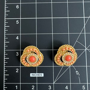 Superb CRAFT Signed Etruscan Byzantine Vintage Clip On Earrings with Faux Coral Cabochon Stones image 8