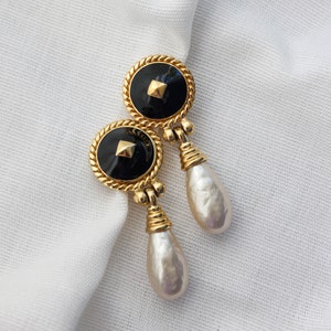 Beautiful Ciner Signed Drop & Dangle Classic Statement Chunky Clip On Earrings with Faux Baroque Pearls image 2