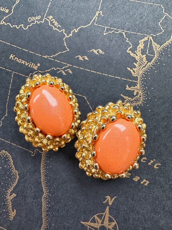 Vintage Erwin Pearl Satin Faux Coral Cabochon Cli… - image 8