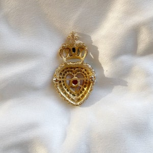 Vintage Petite Tiny Heart and Crown Pin image 6