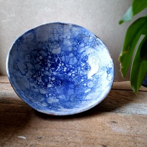 Bubble glaze bowl image 8