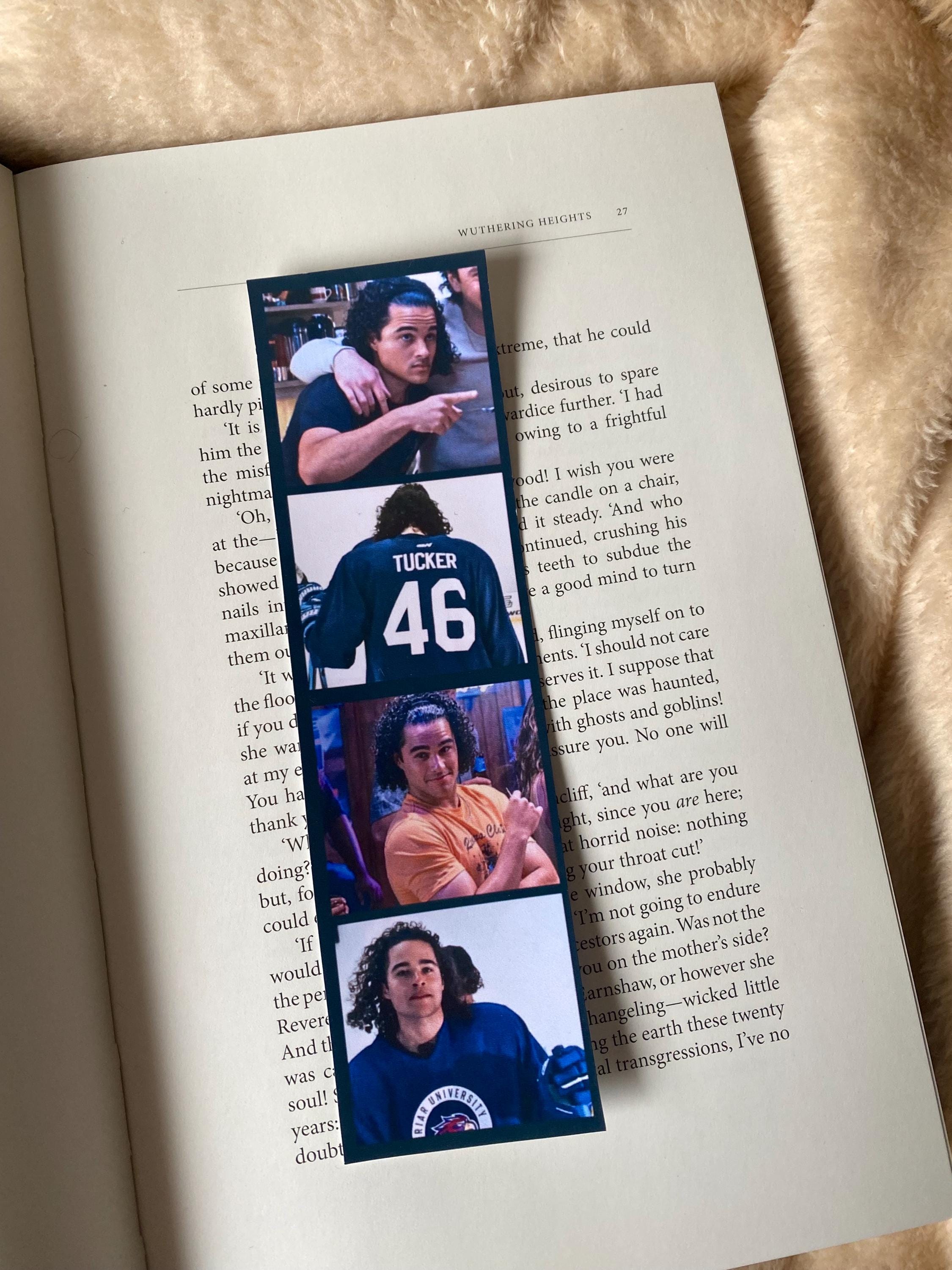 Off Campus Bookmarks, Garrett Graham, Dead Di Laurentis, John Logan ...