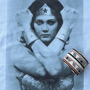 Wonder cuff in Miyuki beads