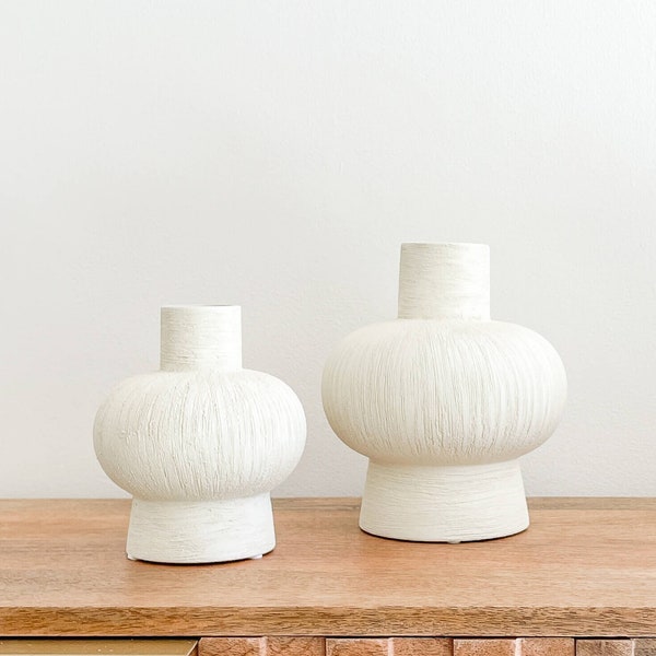 Orb Ceramic Vases, Hand-Scribed Vase for Flowers, Home Decor Table Centerpiece Vase, Boho Vase for Dried Flowers, Housewarming Gift